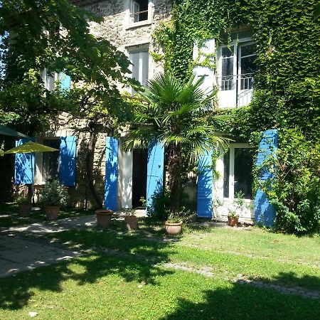 Le Mas des Platanes Entraigues-sur-la-Sorgue Exterior foto
